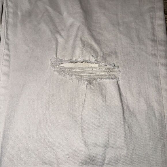 Hudson Rosalie Wide Leg Cream Distressed Jeans. Size 32. NWT. $225. V - Picture 3 of 11